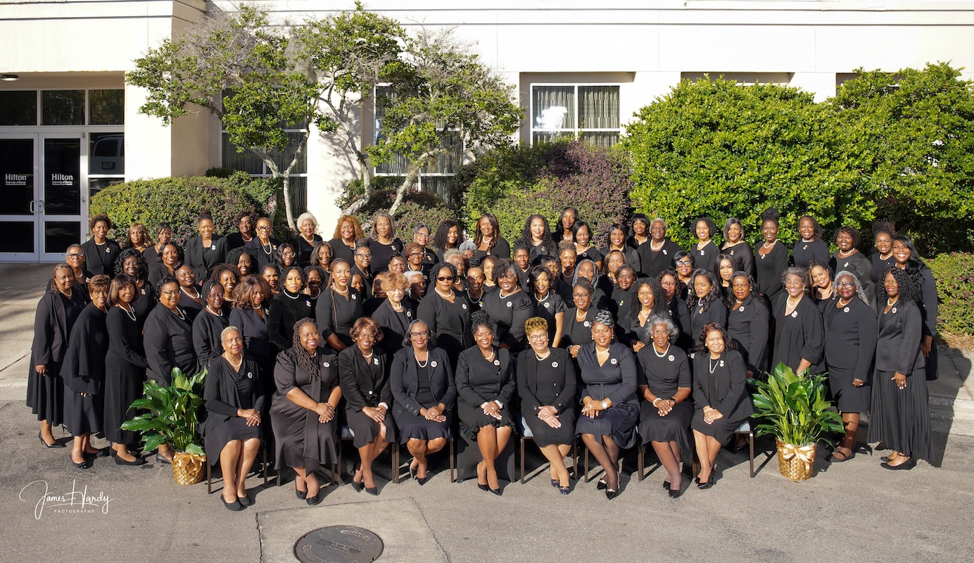 Greater Gainesville chapter members together in a group photograph